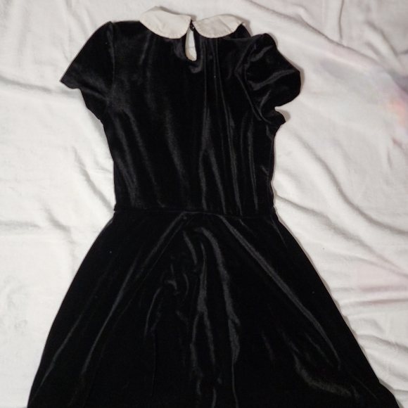 Wednesday Addams dress - Picture 2 of 4